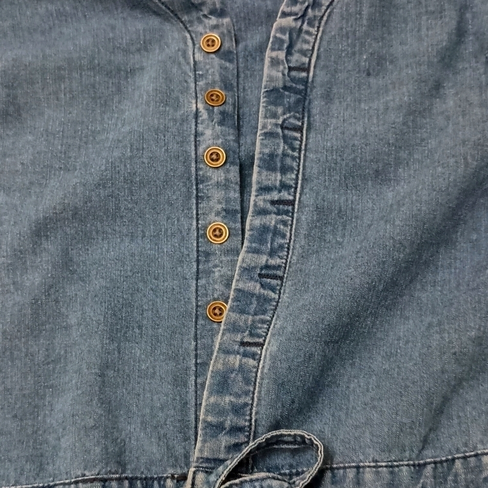 Abercrombie & Fitch Long Sleeve V-Neck Lightweight Denim Romper - Picture 5 of 6